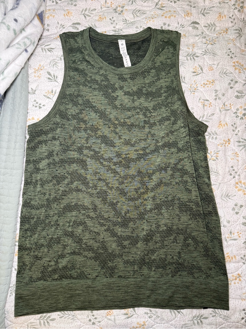 Lululemon Olive Green Patterned Sleeveless Tank